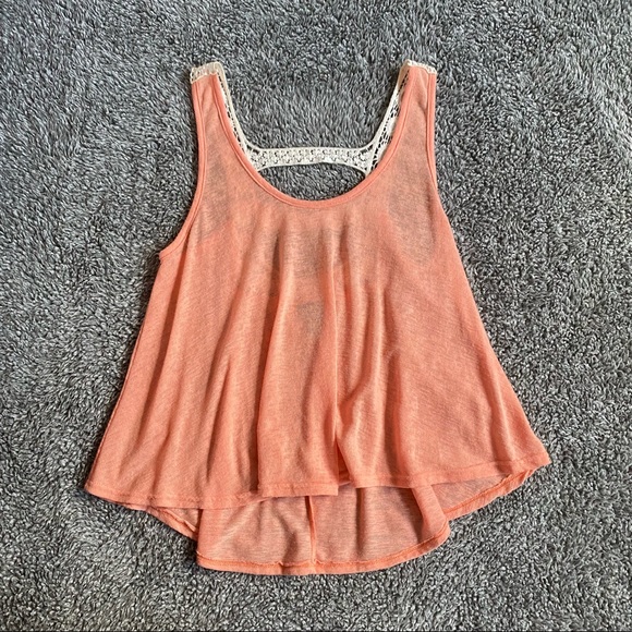 High-Low Tank Top - Picture 2 of 5